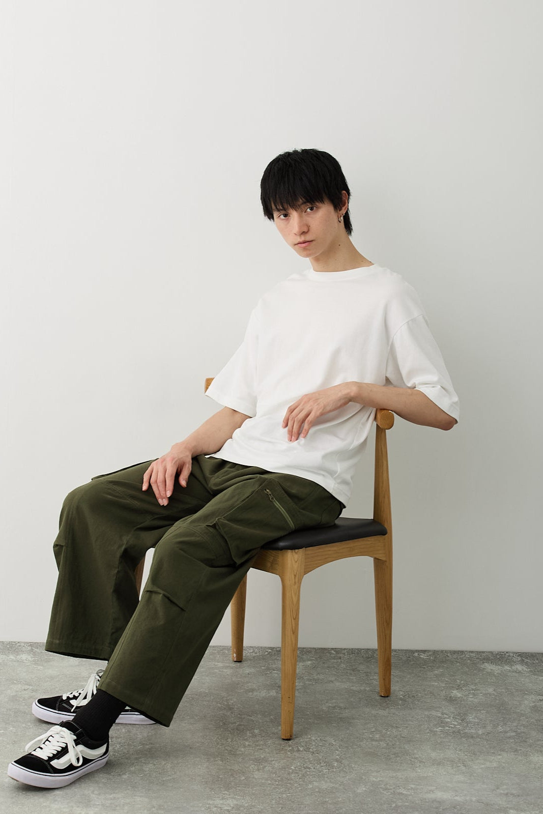 カーゴパンツ　ミリタリーモールスキン